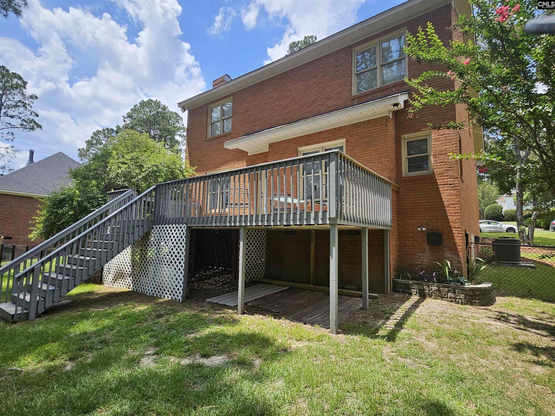 208 Winchester Court Photo 21