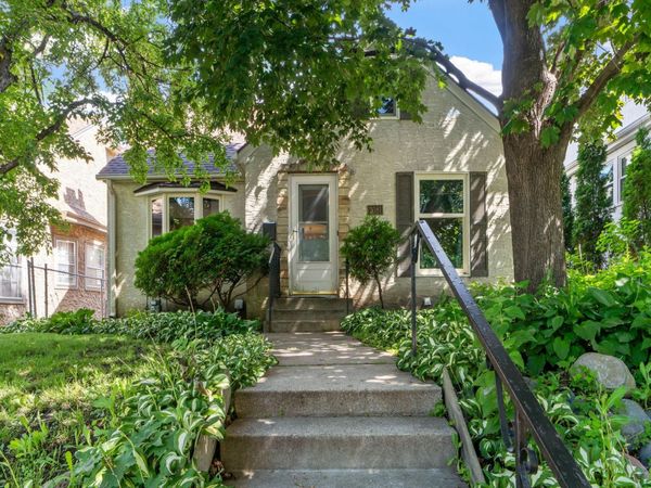 2081 Jefferson Avenue, Saint Paul, MN 55105