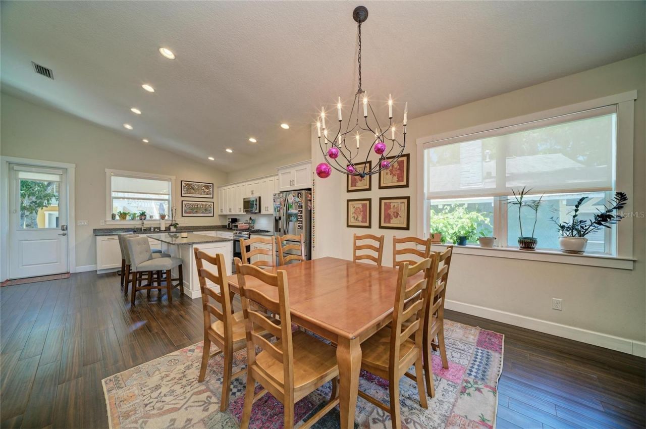 632 Virginia Drive , Bradenton, FL 34205 Photo