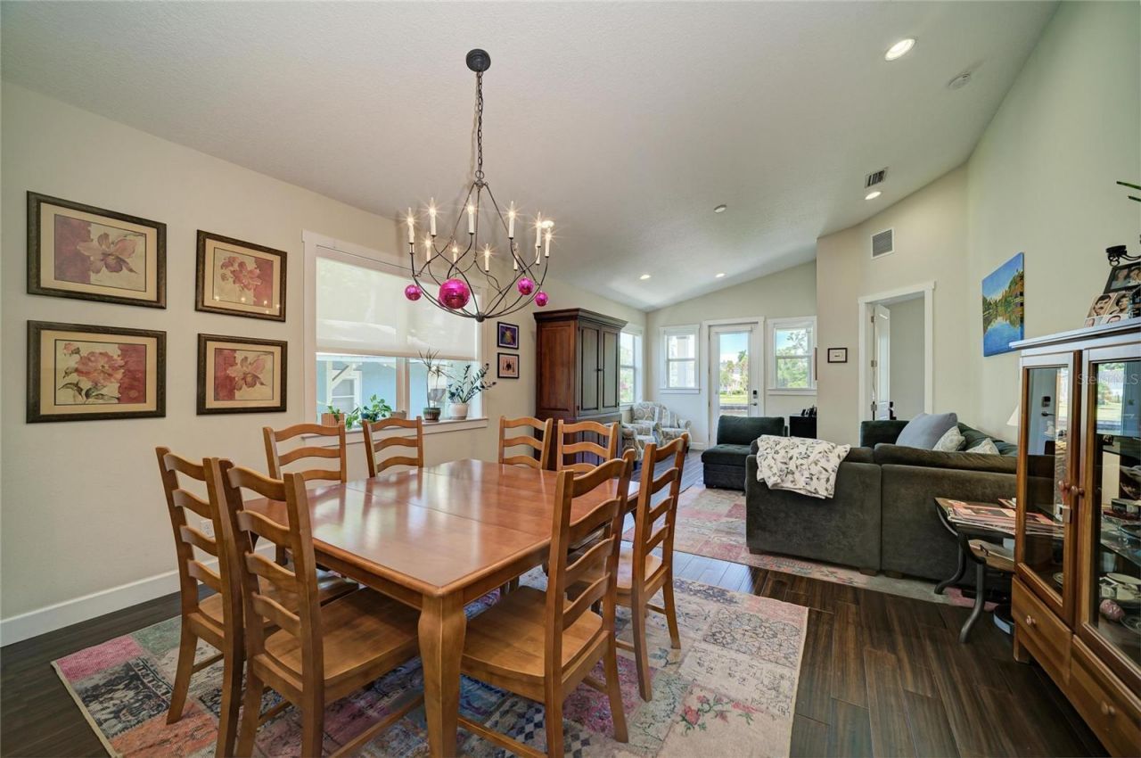 632 Virginia Drive , Bradenton, FL 34205 Photo
