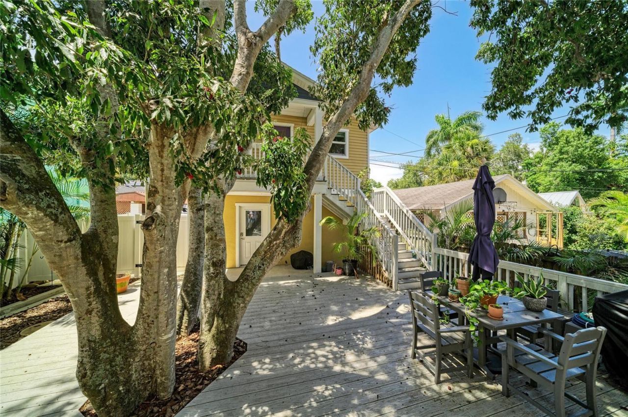 632 Virginia Drive , Bradenton, FL 34205 Photo