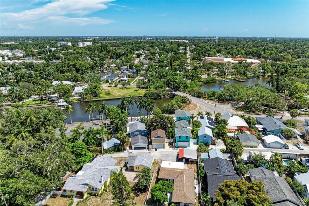 632 Virginia Drive , Bradenton, FL 34205 Photo