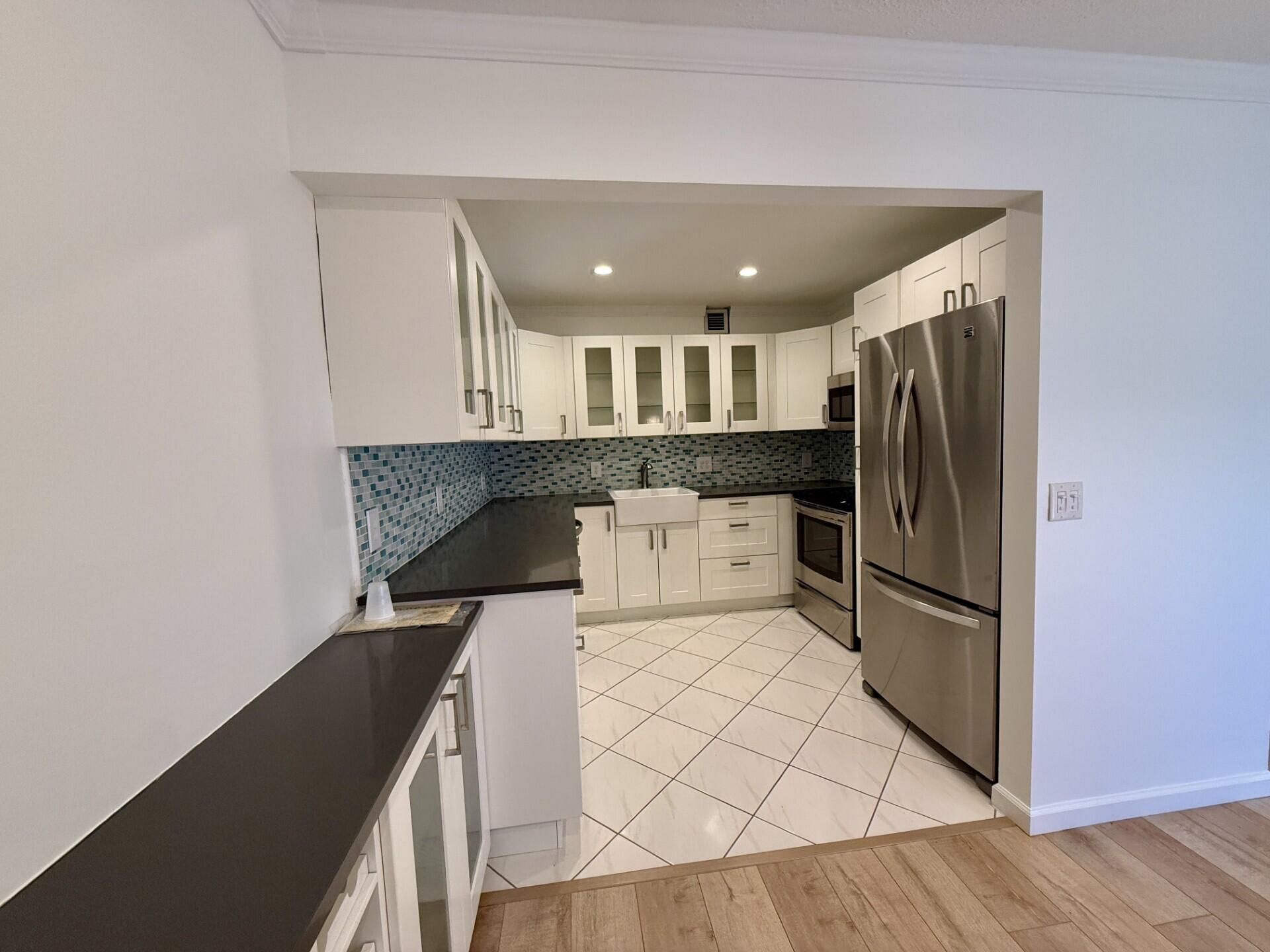 22 Somerset A, Unit 22, West Palm Beach, FL 33417 Photo