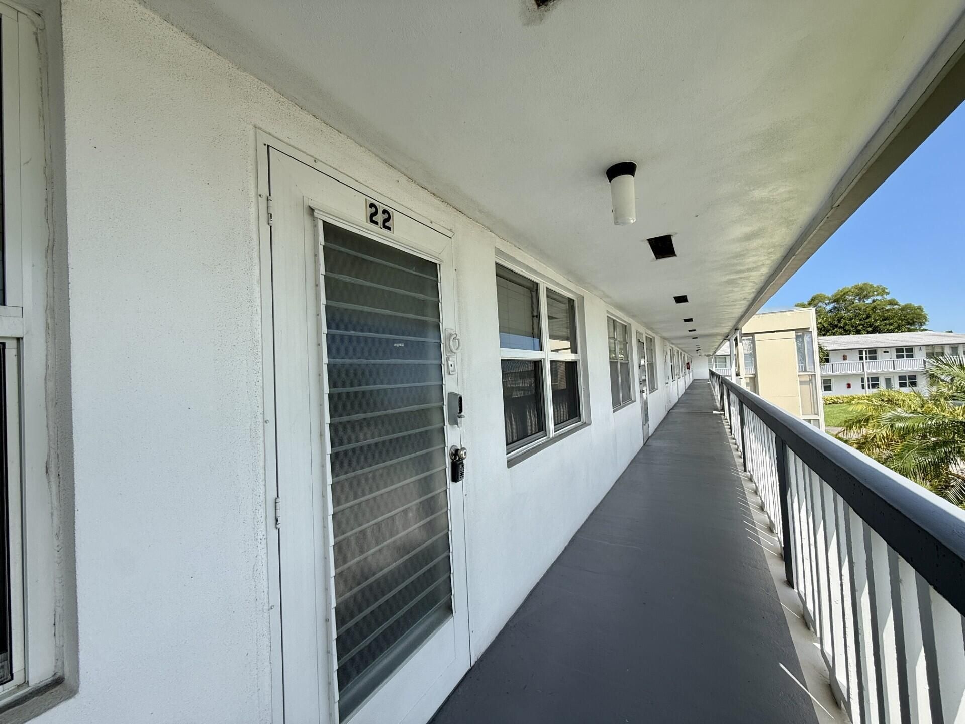 22 Somerset A, Unit 22, West Palm Beach, FL 33417 Photo