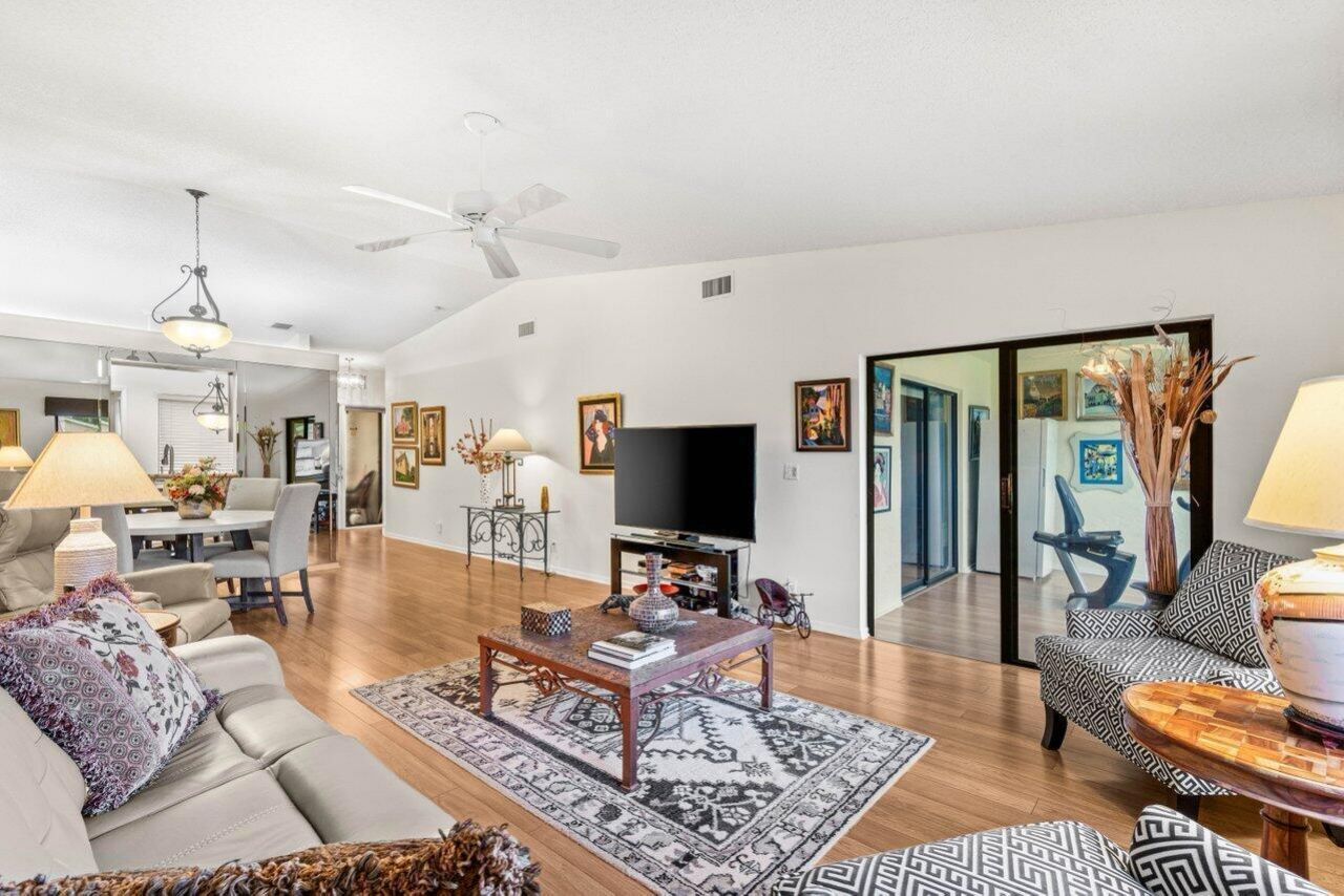 8286 Springlake Drive, Boca Raton, FL 33496 Photo