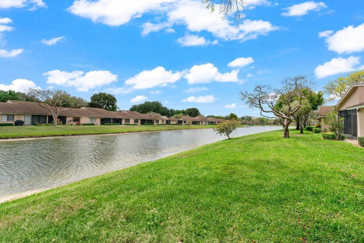 8286 Springlake Drive, Boca Raton, FL 33496 Photo