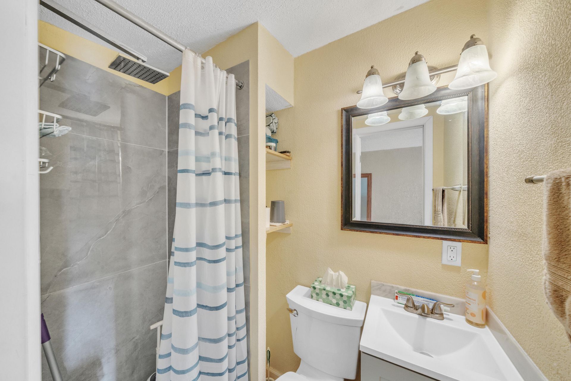 139 Plantation Boulevard, Greenacres, FL 33467 Photo