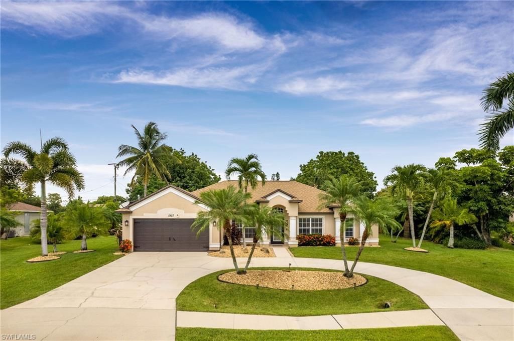 1927 Savona Pkwy W, Cape Coral, FL 33914 Photo