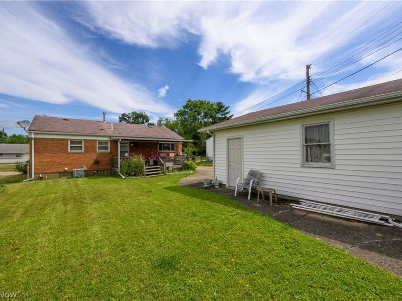 2400 40th Street NE, Canton, OH 44705 Photo 18