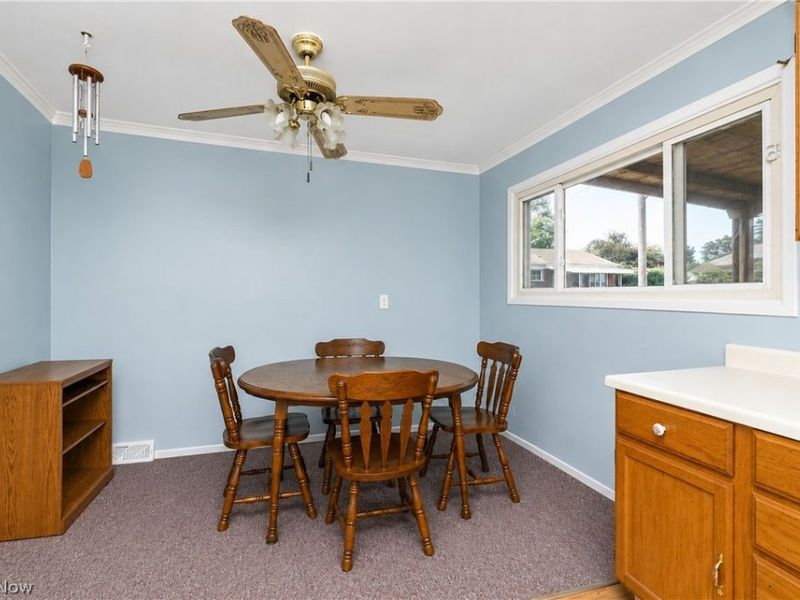 2400 40th Street NE, Canton, OH 44705 Photo 5