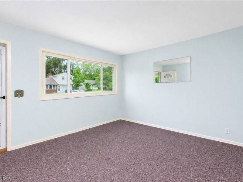 2400 40th Street NE, Canton, OH 44705 Photo 9