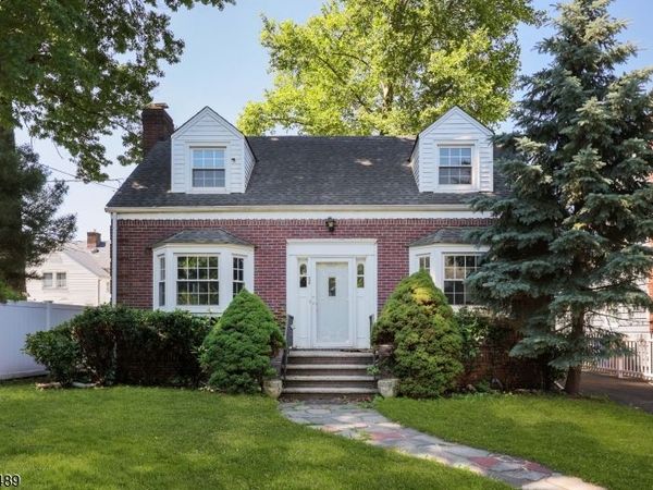 813 Miltonia St, Linden, NJ 07036