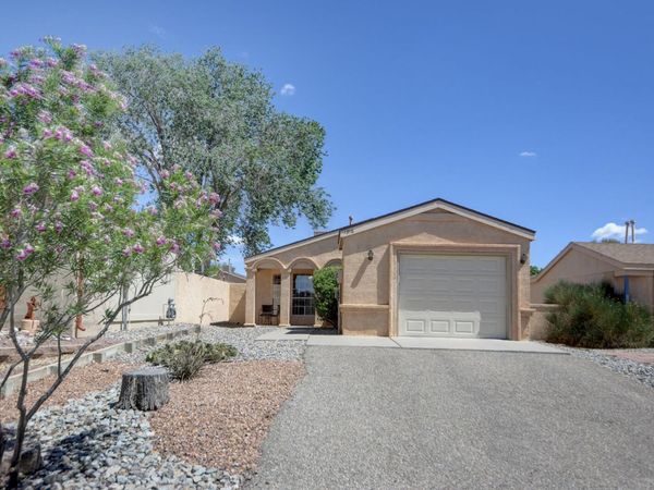 1316 Rebecca Road NE, Rio Rancho, NM 87144