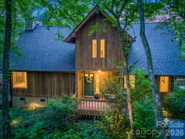 141 Hemlock Lane , Unit 3, Lake Lure, NC 28746