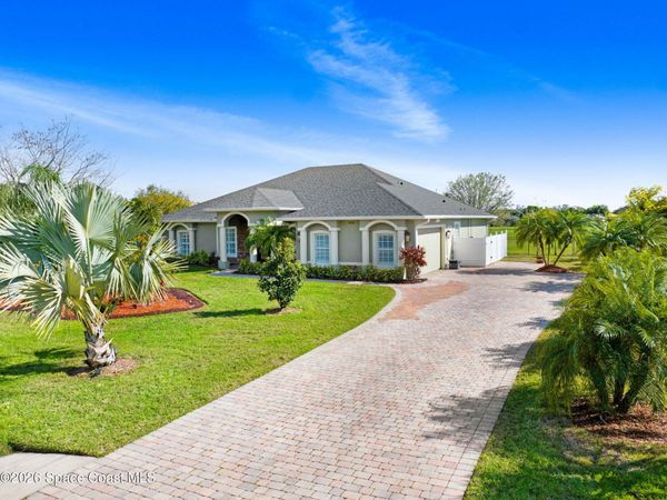 4268 Gardenwood Circle , Grant, FL 32949