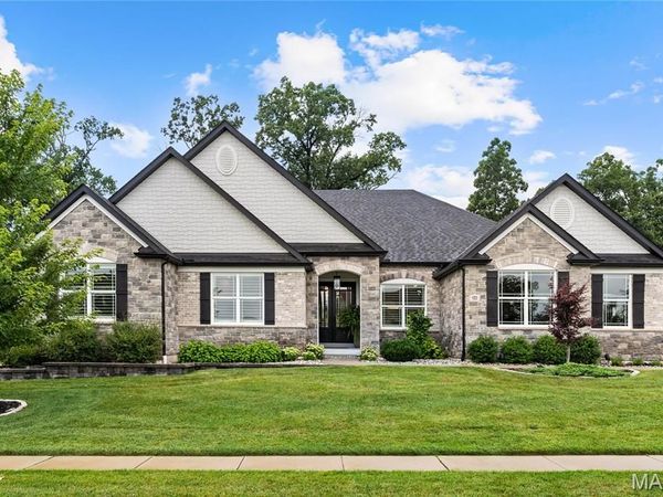 153 Westleigh Manor Drive, O'Fallon, MO 63385