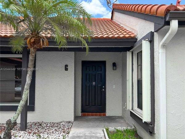 14970 SW 48th Ter , Unit 27G, Miami, FL 33185