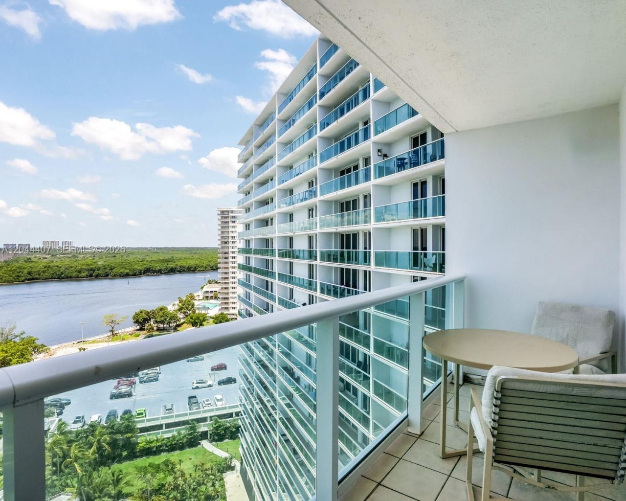 100 Bayview Dr , Unit 1620, Sunny Isles Beach, FL 33160 Photo