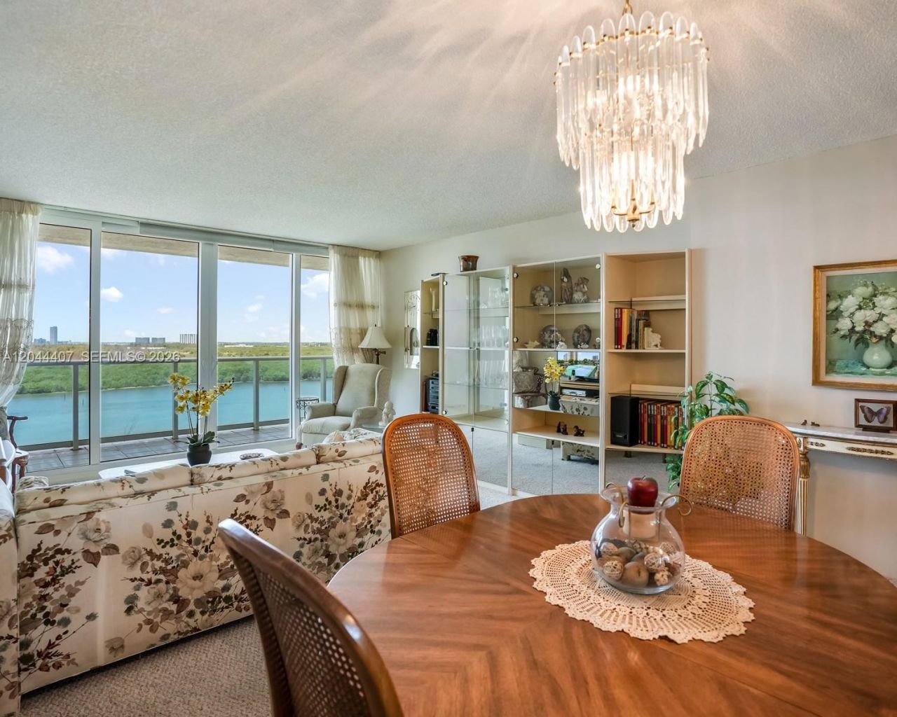 100 Bayview Dr , Unit 1620, Sunny Isles Beach, FL 33160 Photo