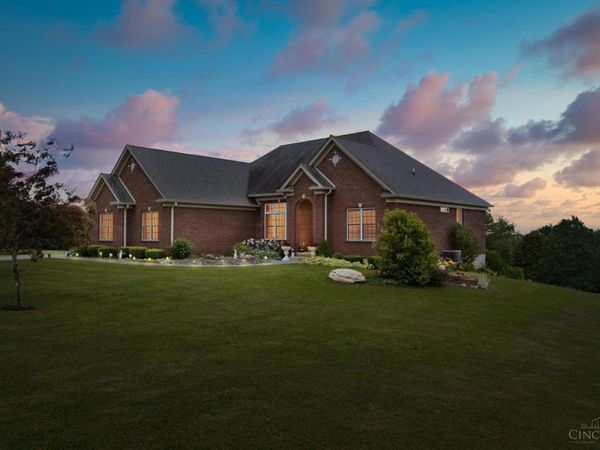 6880 Oak Ridge Road, New Market Twp, OH 45133