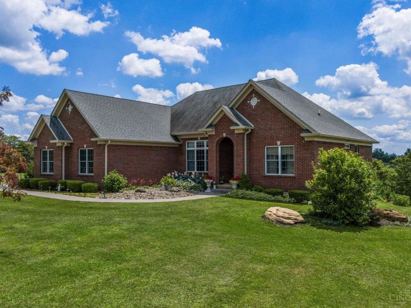 6880 Oak Ridge Road, New Market Twp, OH 45133 Photo 2