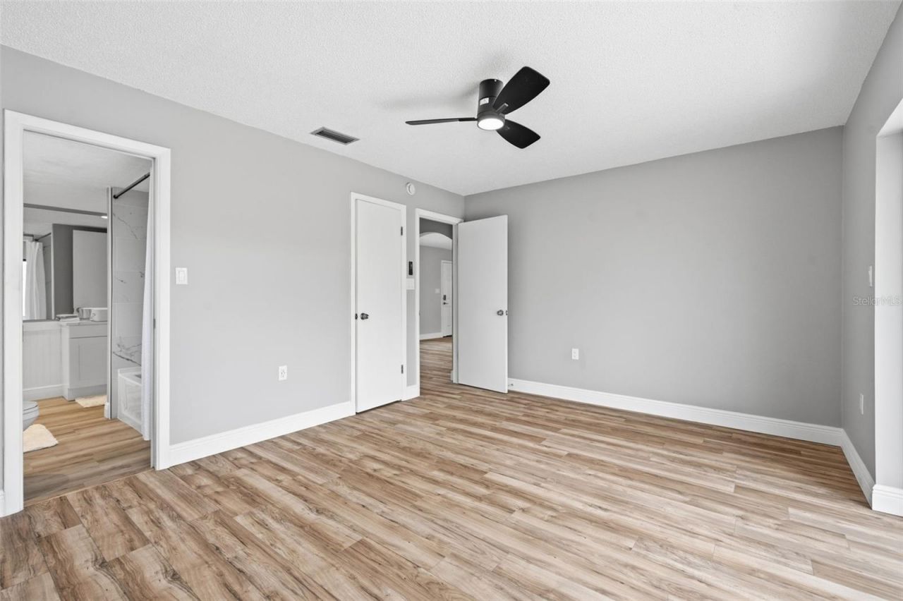 8022 Idlebriar Lane, Port Richey, FL 34668 Photo