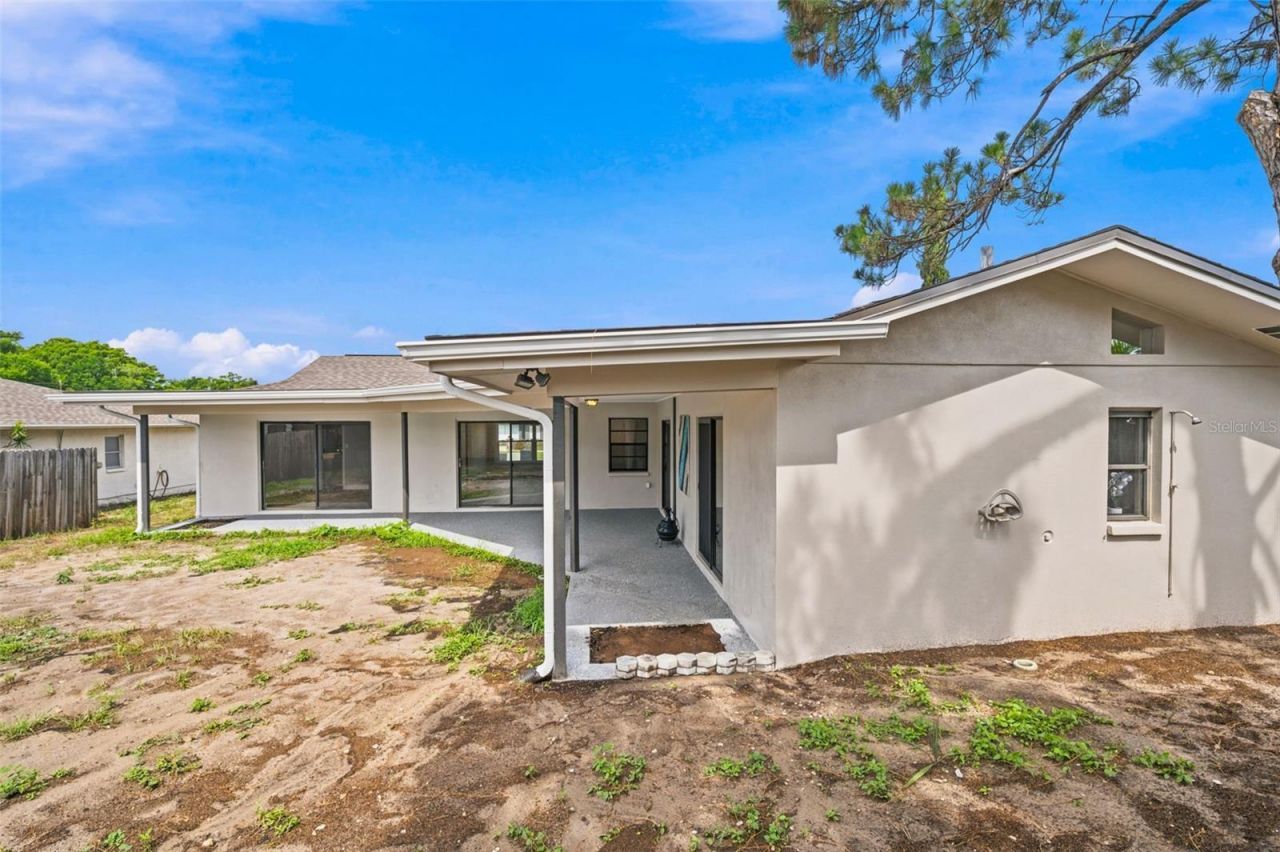 8022 Idlebriar Lane, Port Richey, FL 34668 Photo