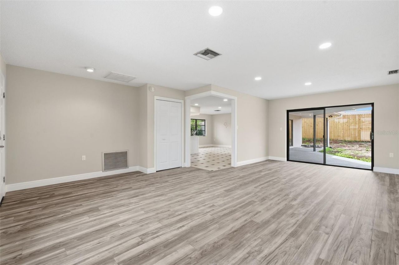 8022 Idlebriar Lane, Port Richey, FL 34668 Photo