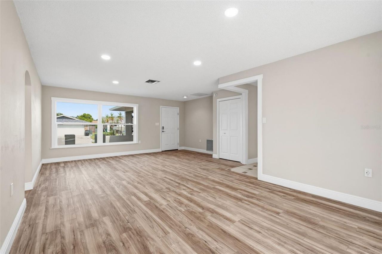 8022 Idlebriar Lane, Port Richey, FL 34668 Photo