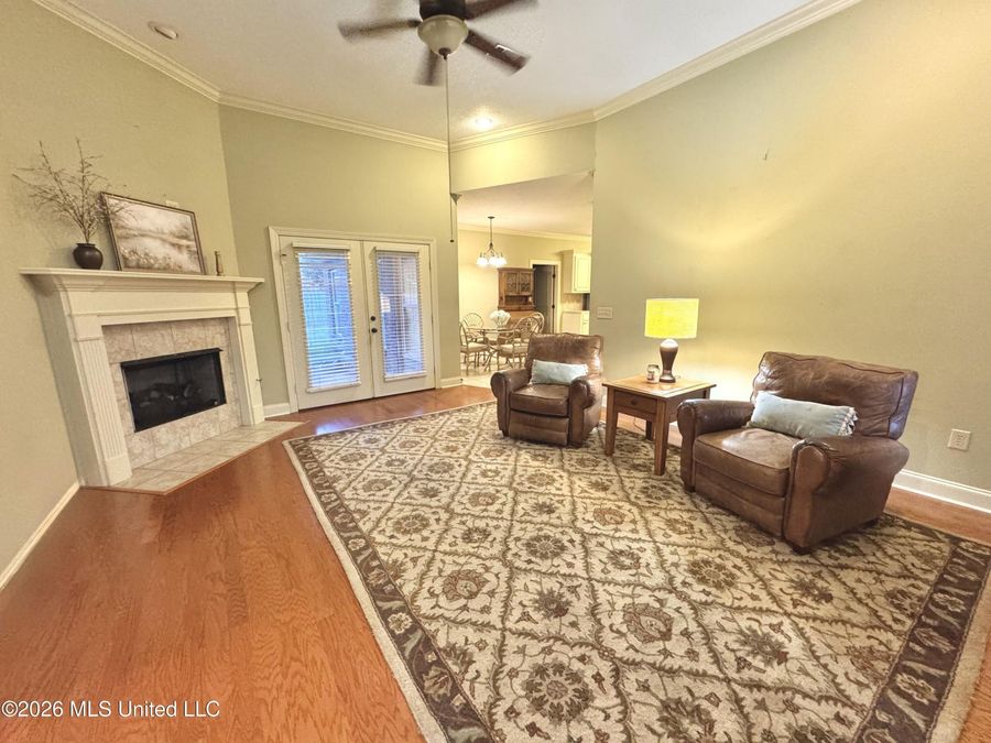 Property Image 4