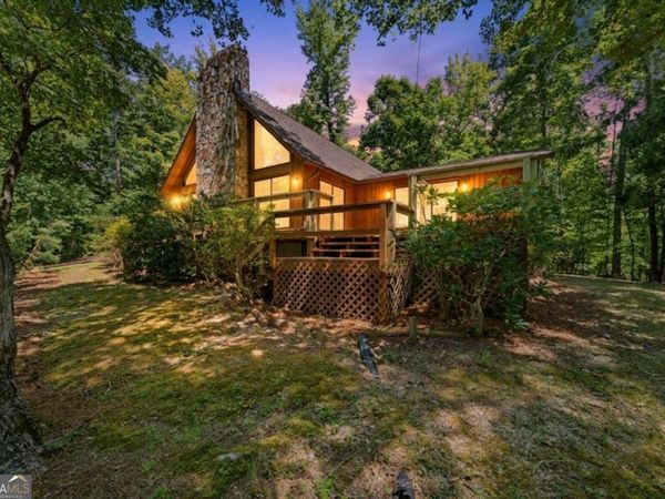 1041 Chieftian Way, White Plains, GA 30678