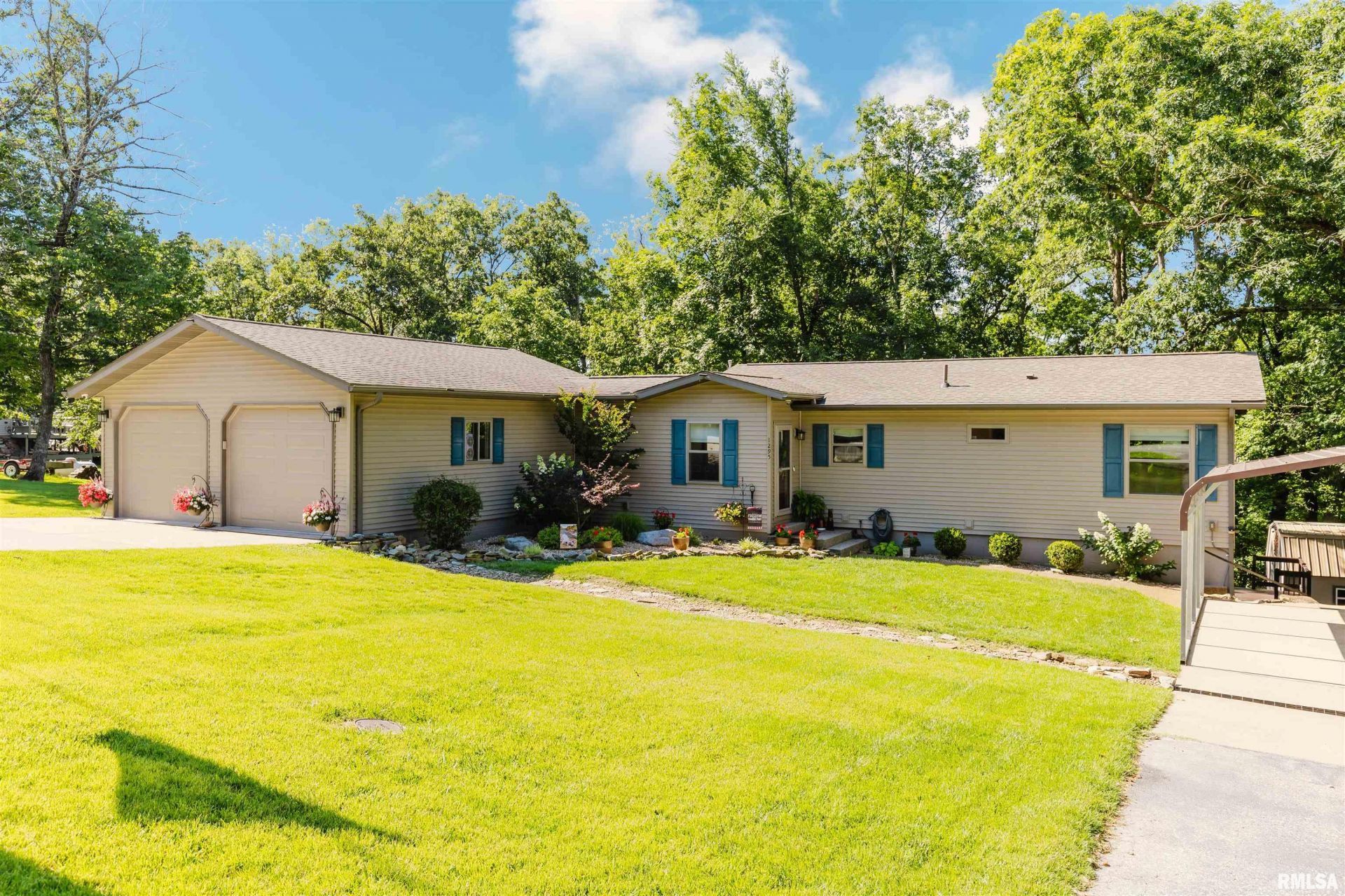 1295 S Lakeshore Drive, Goreville, IL 62939 Main Photo