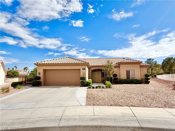 10541 Broom Hill Drive , Las Vegas, NV 89134