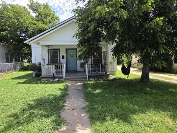 1608 Durham Avenue, Brownwood, TX 76801