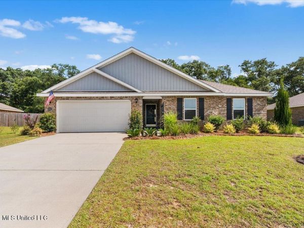 18042 Big Leaf Drive, Gulfport, MS 39503
