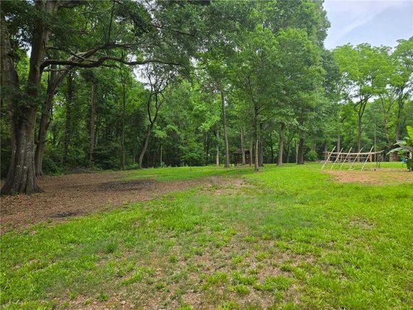 1109 Dixon Bridge Road , Maysville, GA 30530
