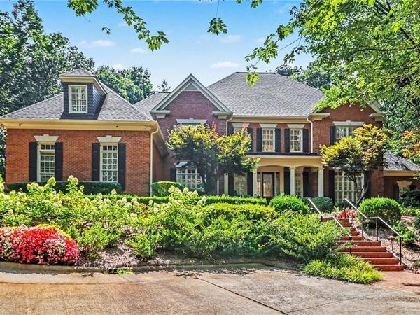 5950 Long Island Drive NW, Atlanta, GA 30328