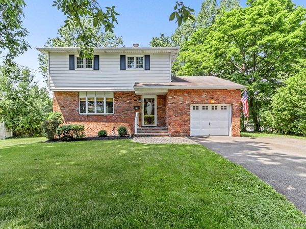 24 Fairview Lane, Orangeburg, NY 10962