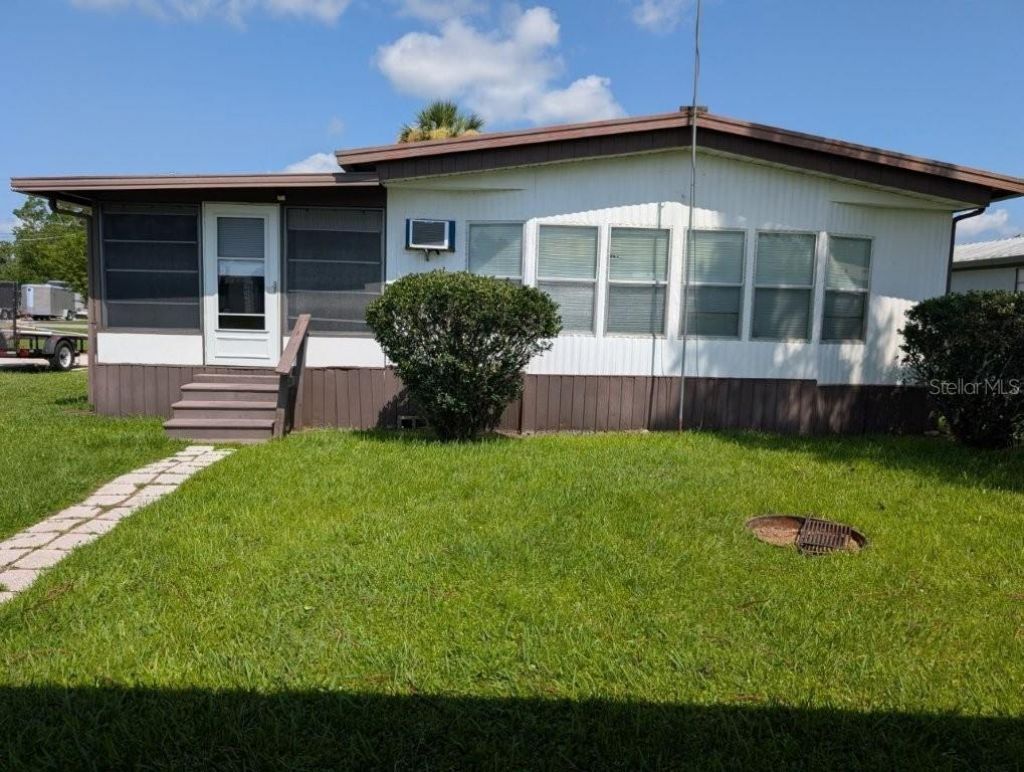 154 Moonlite Drive , Welaka, FL 32193 Photo