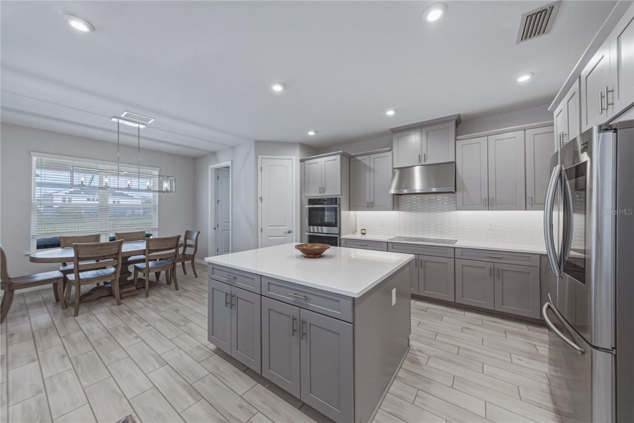 6978 Bradbury Circle, Wesley Chapel, FL 33545 Photo