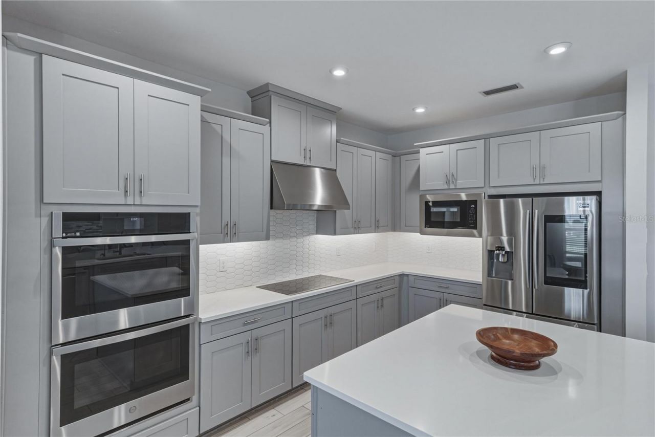 6978 Bradbury Circle, Wesley Chapel, FL 33545 Photo