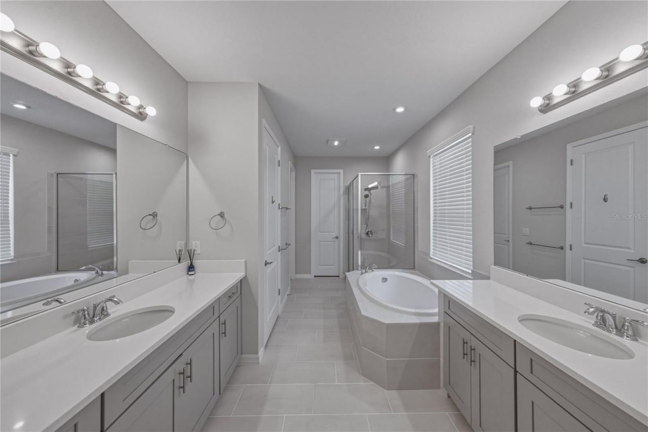 6978 Bradbury Circle, Wesley Chapel, FL 33545 Photo