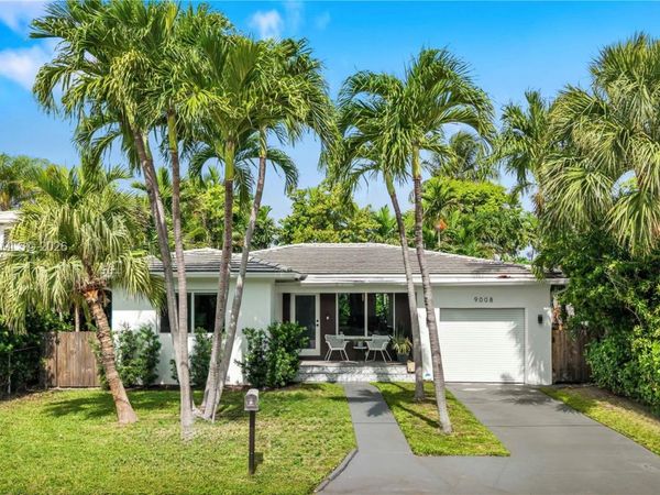 9008 Emerson Ave, Surfside, FL 33154