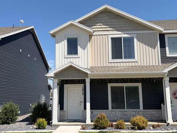 1572 E 460 S, Hyrum, UT 84319