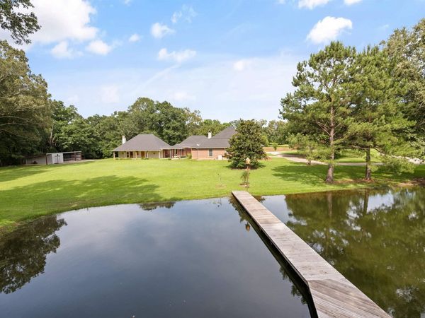 2907 La Hwy 966, St Francisville, LA 70775