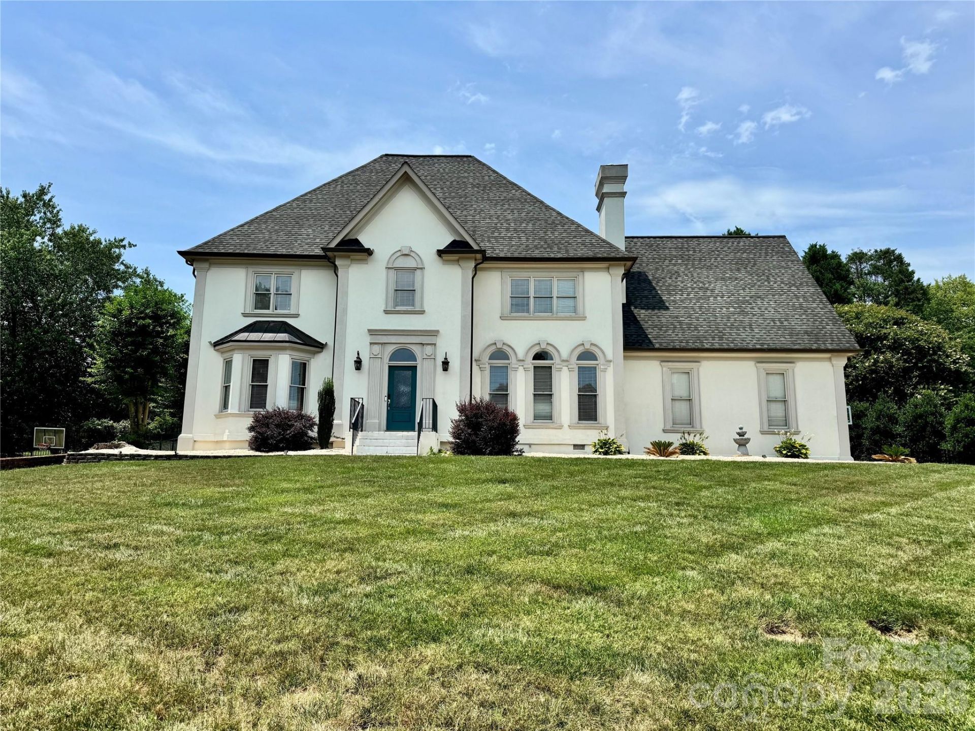 4215 3rd Street Nw, Hickory, NC 28601 Main Photo