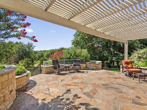 300 Pipe Creek LN , Georgetown, TX 78633