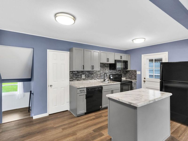 1167 Manfeld Drive, Columbus, OH 43227 Photo 9
