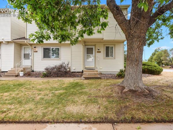 4290 S Mobile Circle, Unit A, Aurora, CO 80013