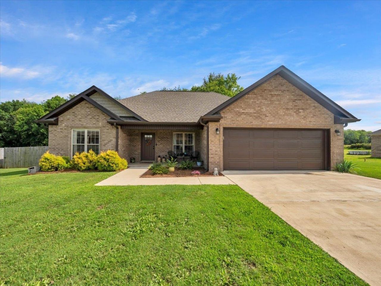 36 Blue Heron Dr Killen, AL 35645